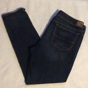 Women’s American Eagle Jeans Size 18
